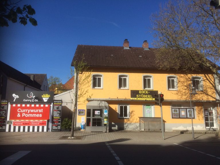 Download 12 1 768x576