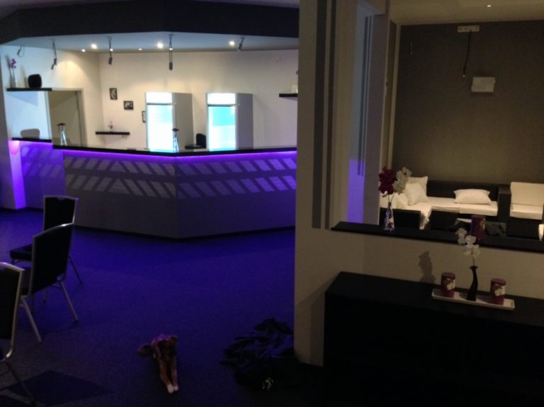 Download 3 3 768x575