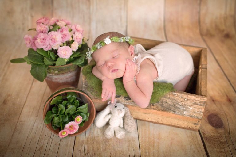 Jennydassberger neugeborenenfotografie Regensburg Bayern Babyfotograf 768x512