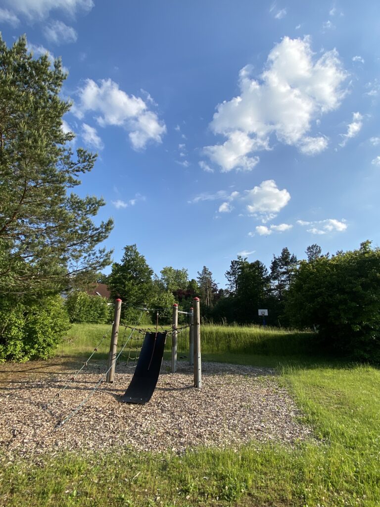 1915644C 0097 46E9 9A87 47E99FCD5CC9 2297 000002241777EB53 768x1024