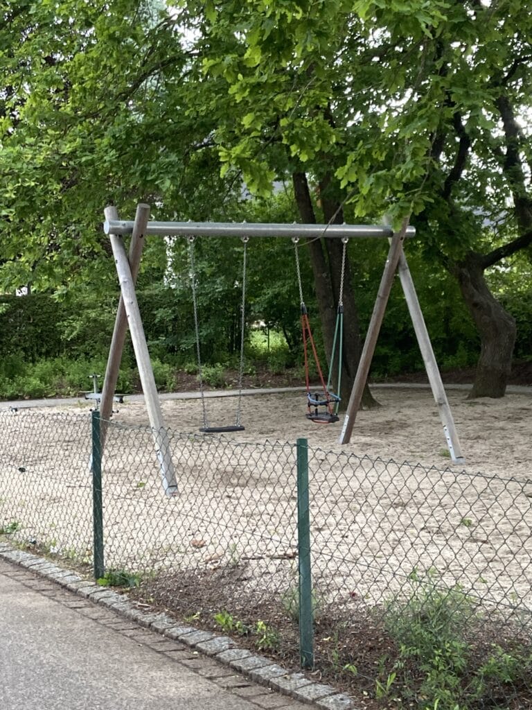 3F83A5EA 3444 4A66 9A0A E88AF4FEDB37 1847 00000180E697D67C 768x1024