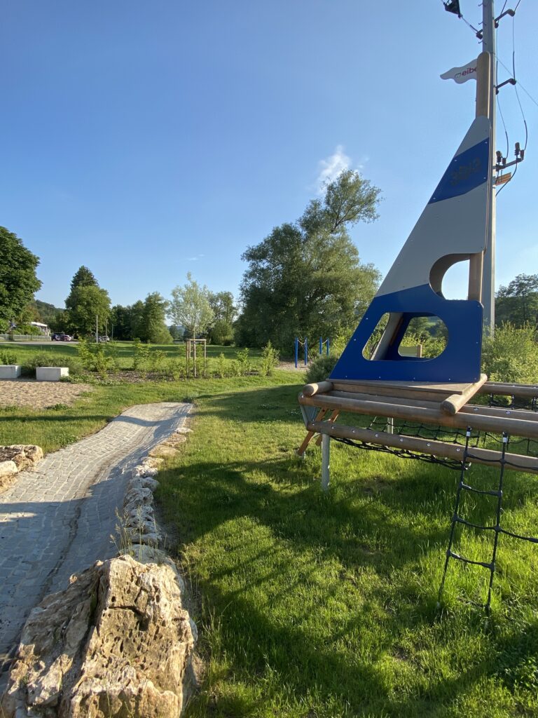 756BCC2A DC08 4879 B131 64D48D2E2DC9 2297 00000228FEB2DA83 768x1024