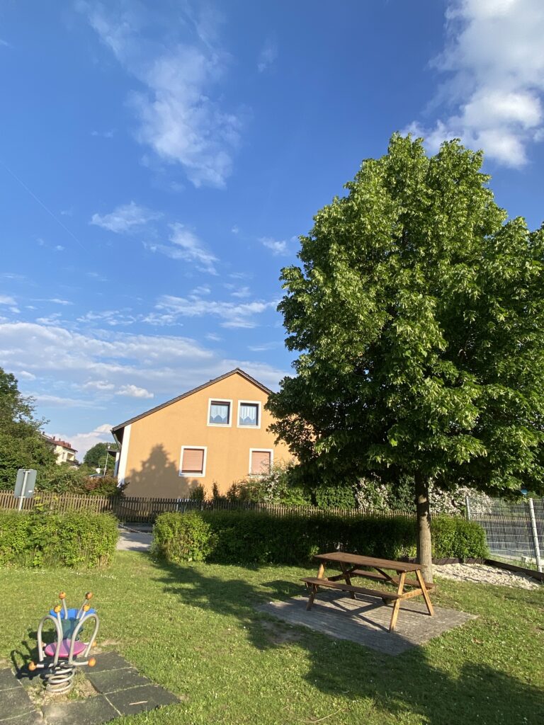 9D9E61E6 075C 4CA3 B611 14B185225708 2297 0000022254662818 768x1024