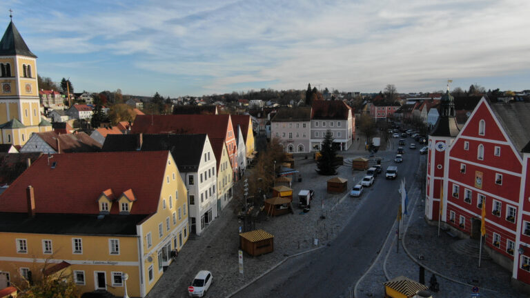 Marktplatz Burglengenfeld 2019  Benedikt Goehr 1 web 768x432