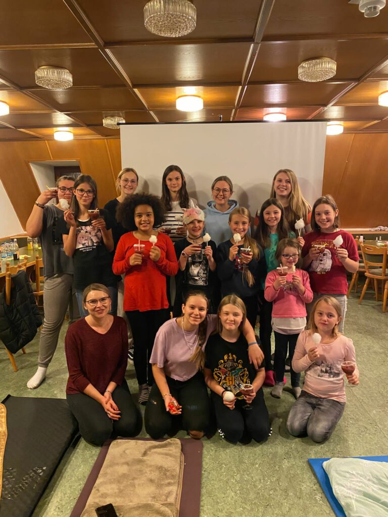 49d108a9 a5c8 4224 b97e d1cb9e15a147 768x1024