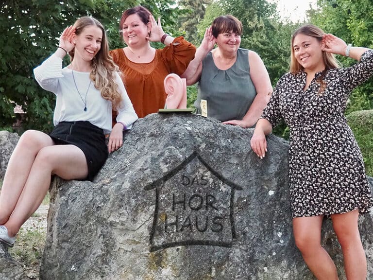 2022 08 16 neues Teamfoto fuer allesdrin 2 768x576